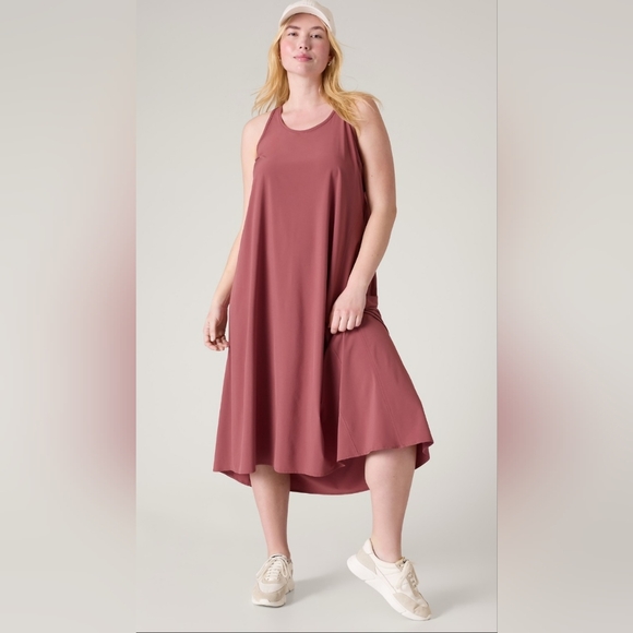 Athleta Dresses & Skirts - Athleta Presidio Traveler Maxi Dress. Size women’s small. Mauve